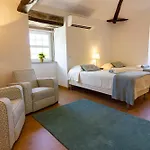Refugio De Calheiros * קוביליה