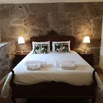 בית נופש Refugio De Calheiros *