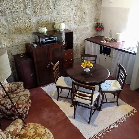Refugio De Calheiros קוביליה