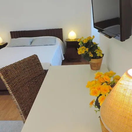 Refugio De Calheiros *