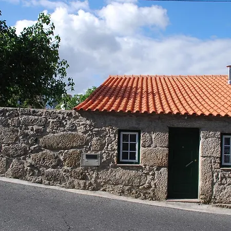 Refugio De Calheiros Дом отдыха